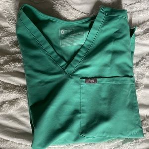 Figs Womens Catarina Scrub Top - X Small - Surgical Green